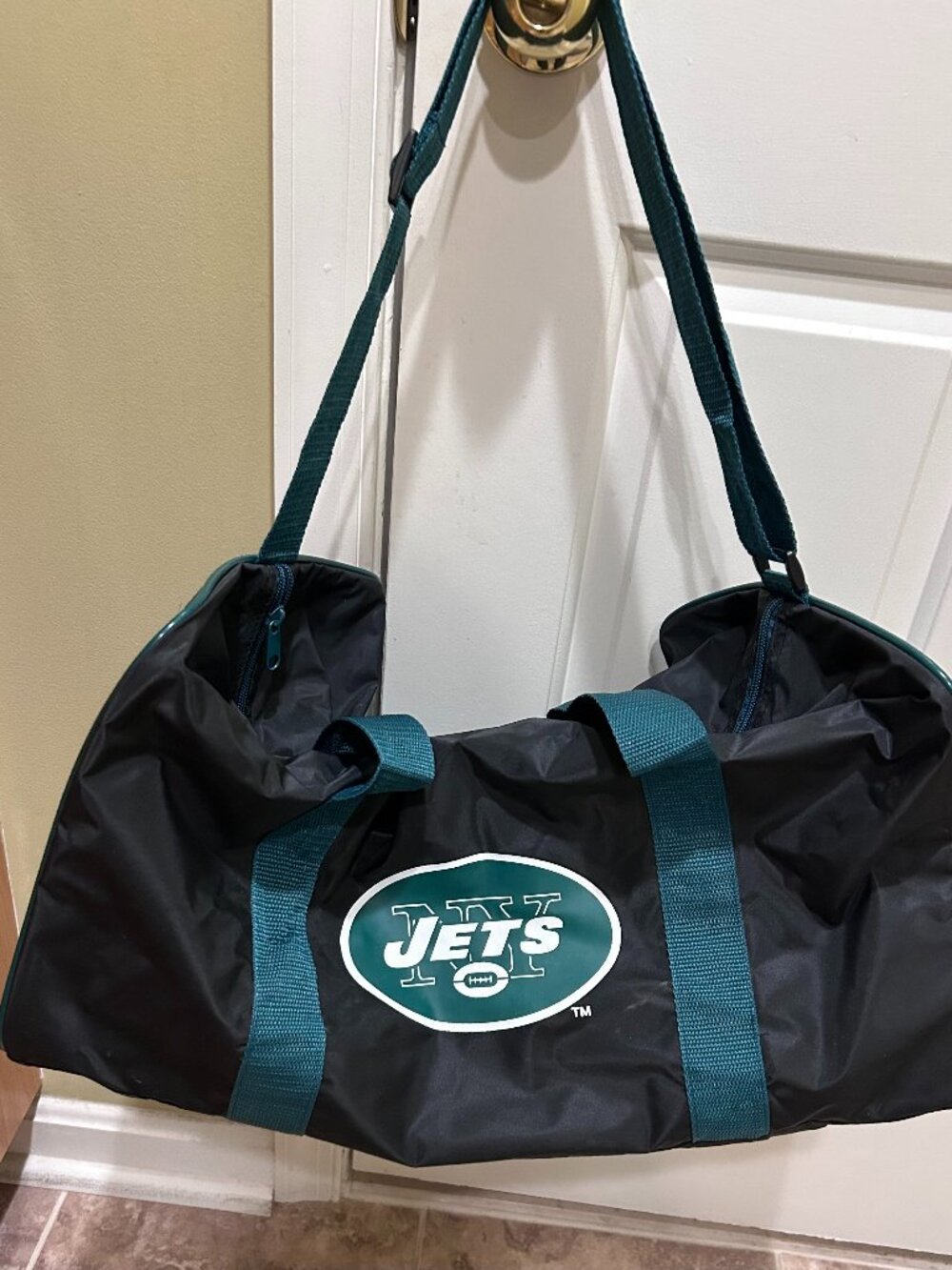 1990's Vintage NM New York Jets Green/Black Duffel Bag MBNA Promotional Release